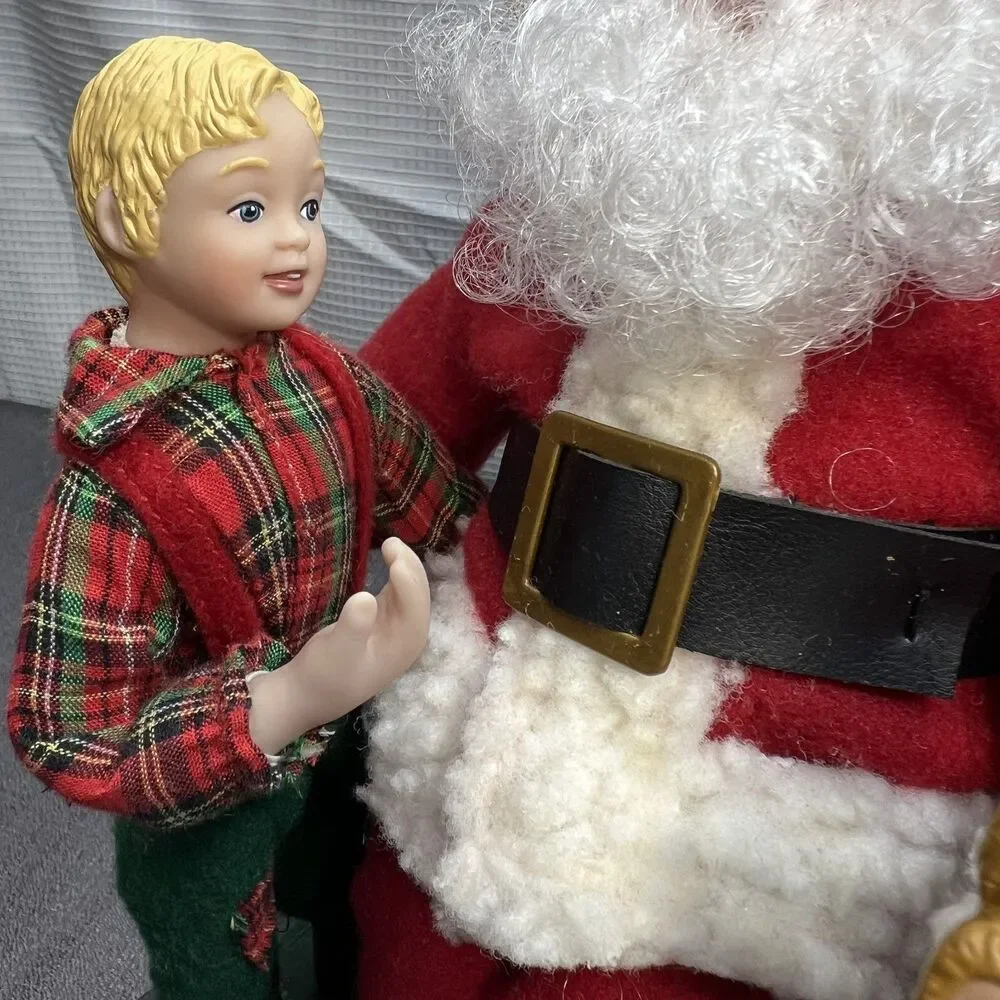 Vtg 1993 Holiday Creations Illuminated Musical Scene Santa Claus w/ Boy Video